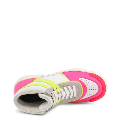 Love Moschino Tennised - Estita Fashion